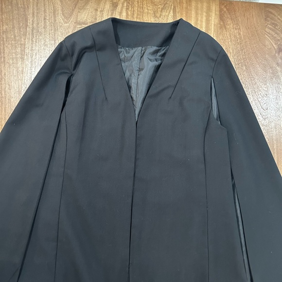 Elegant Black Women's Cape - Picture 3 of 9